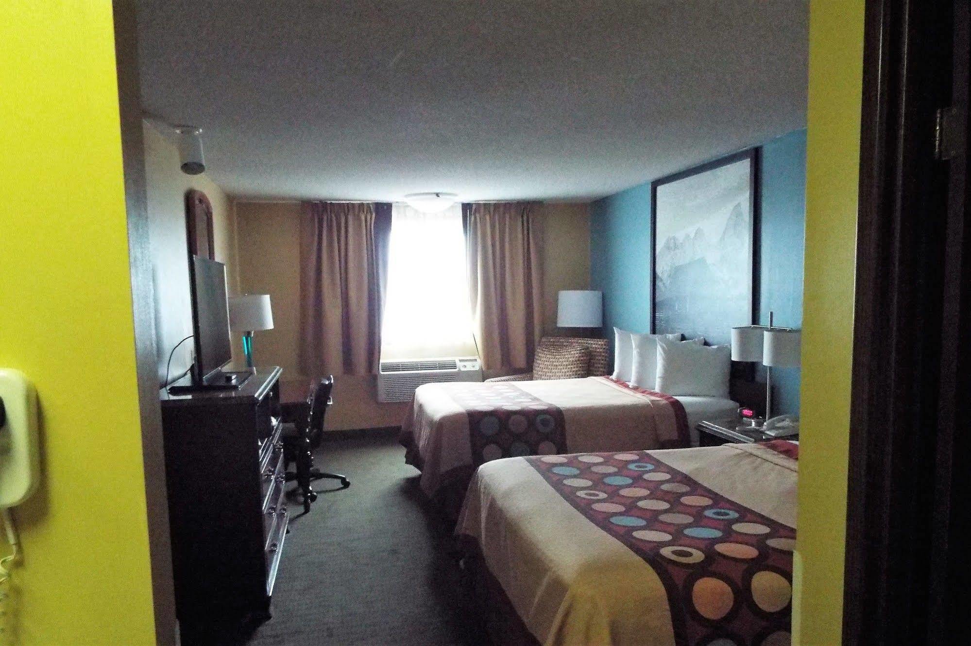 Super 8 By Wyndham Casper East/Evansville Exterior photo